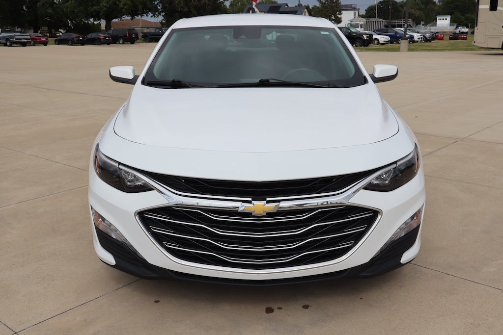 Used 2025 Chevrolet Malibu LT Sedan