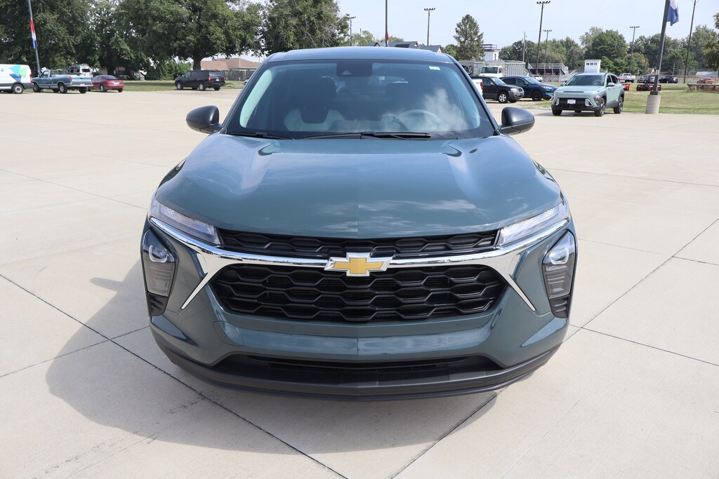 Used 2026 Chevrolet Trax LS SUV