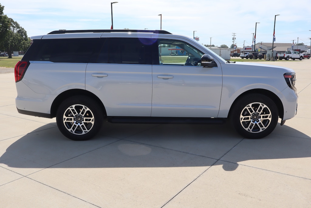 Used 2025 Ford Expedition Active SUV