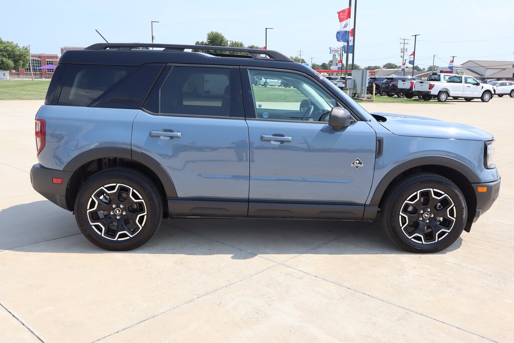 Used 2025 Ford Bronco Sport Outer Banks SUV