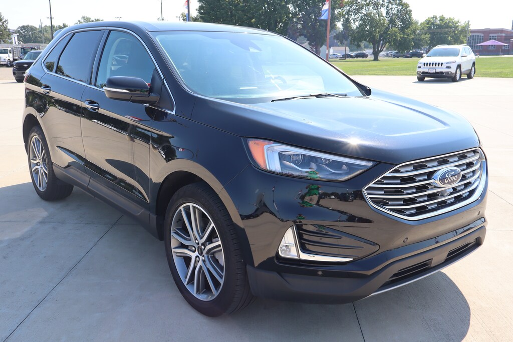 Used 2024 Ford Edge Titanium SUV