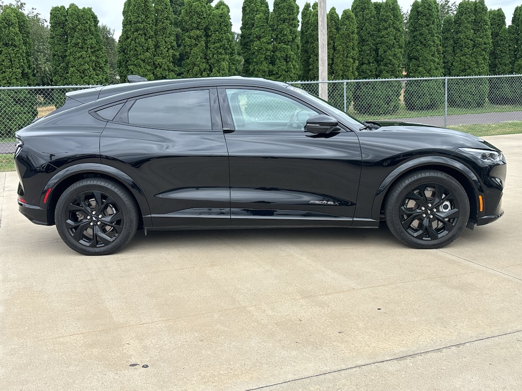 Used 2023 Ford Mustang Mach-E Premium SUV