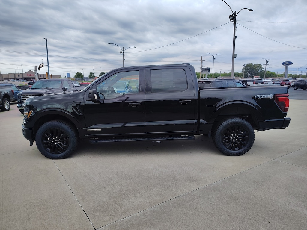 Used 2024 Ford F-150 XLT Truck SuperCrew Cab