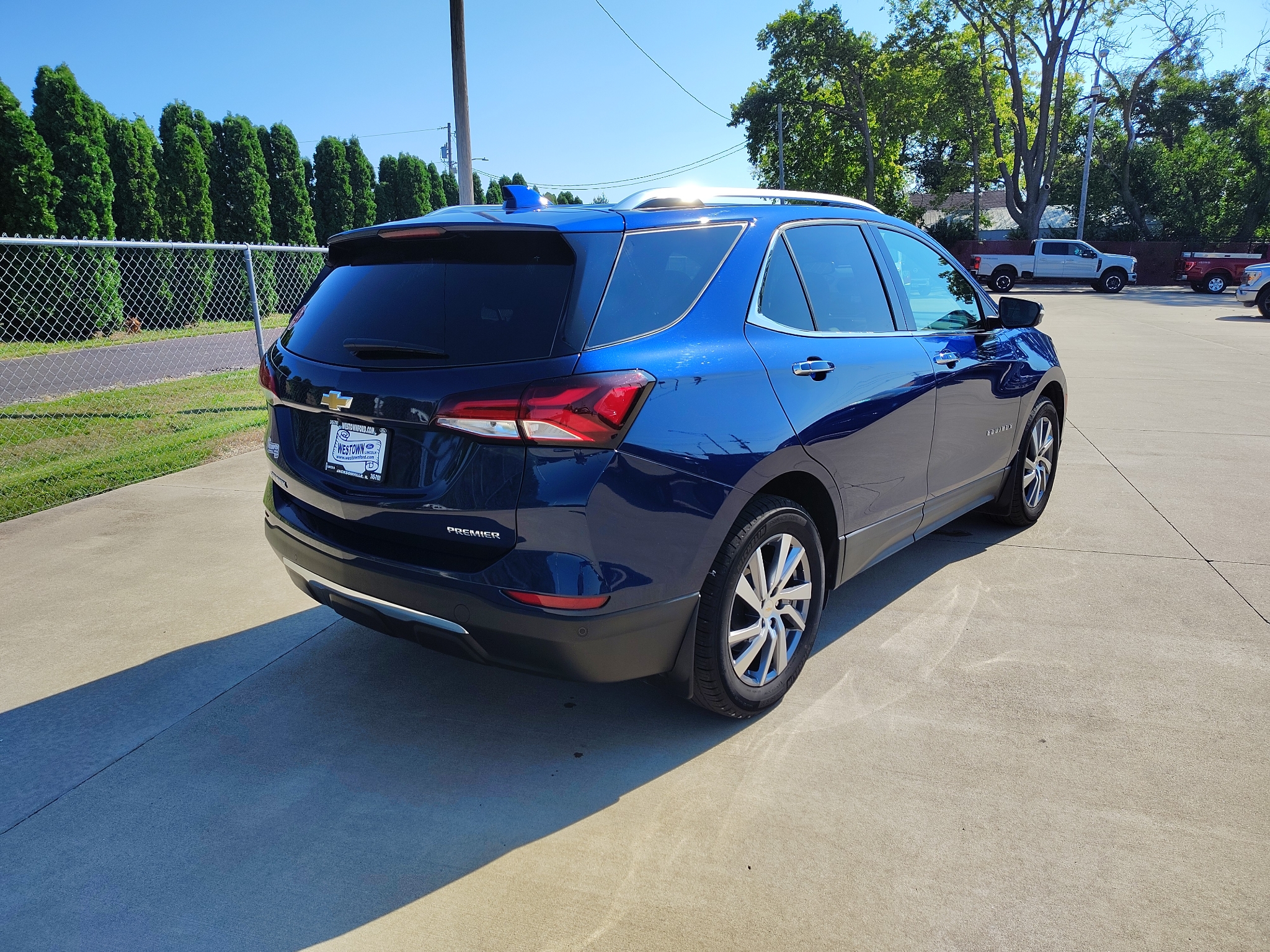 Used 2023 Chevrolet Equinox Premier SUV