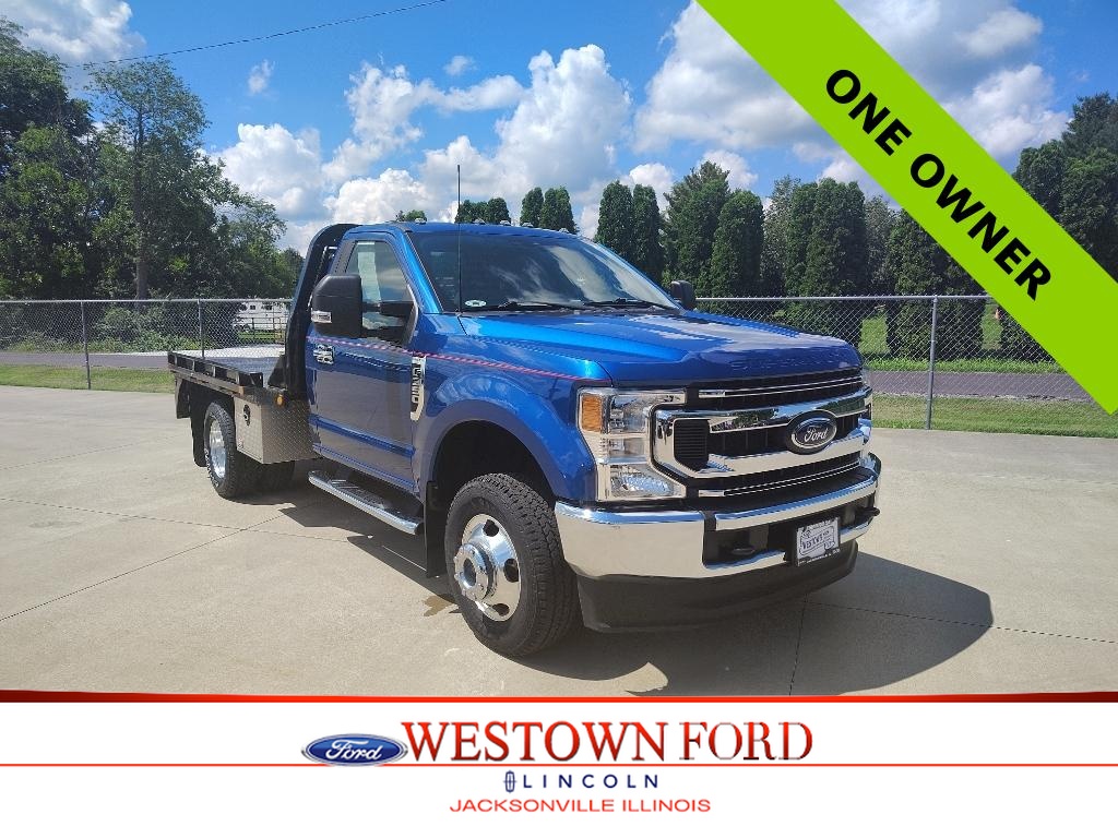 2022 Ford F-350 Super Duty Chassis Cab XLT