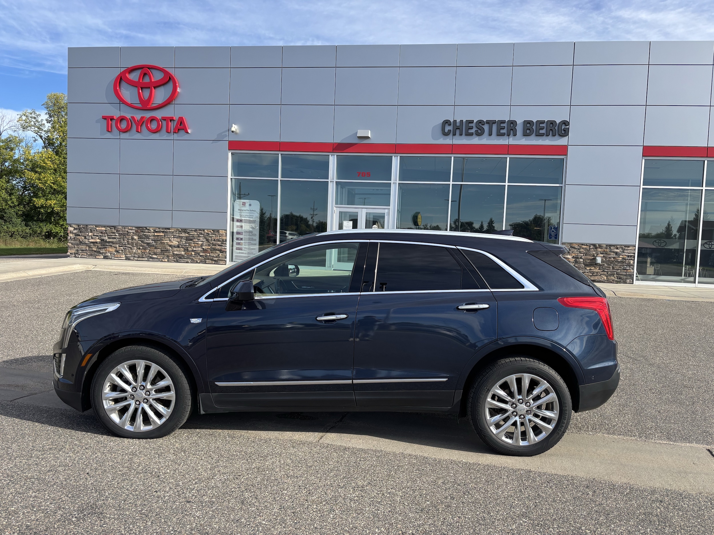 2017 Cadillac XT5 Platinum