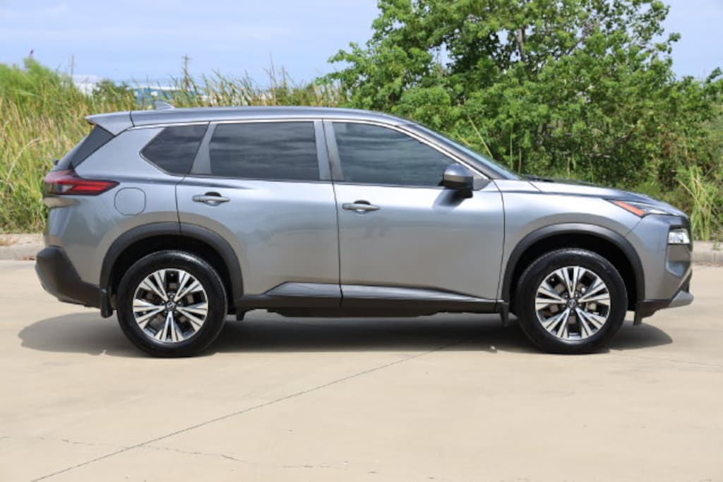 Used 2023 Nissan Rogue SV SUV