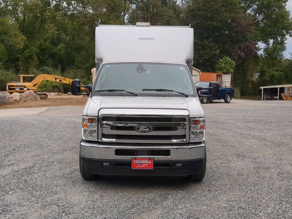 2027 Ford E-Series Cutaway Base - Photo 9