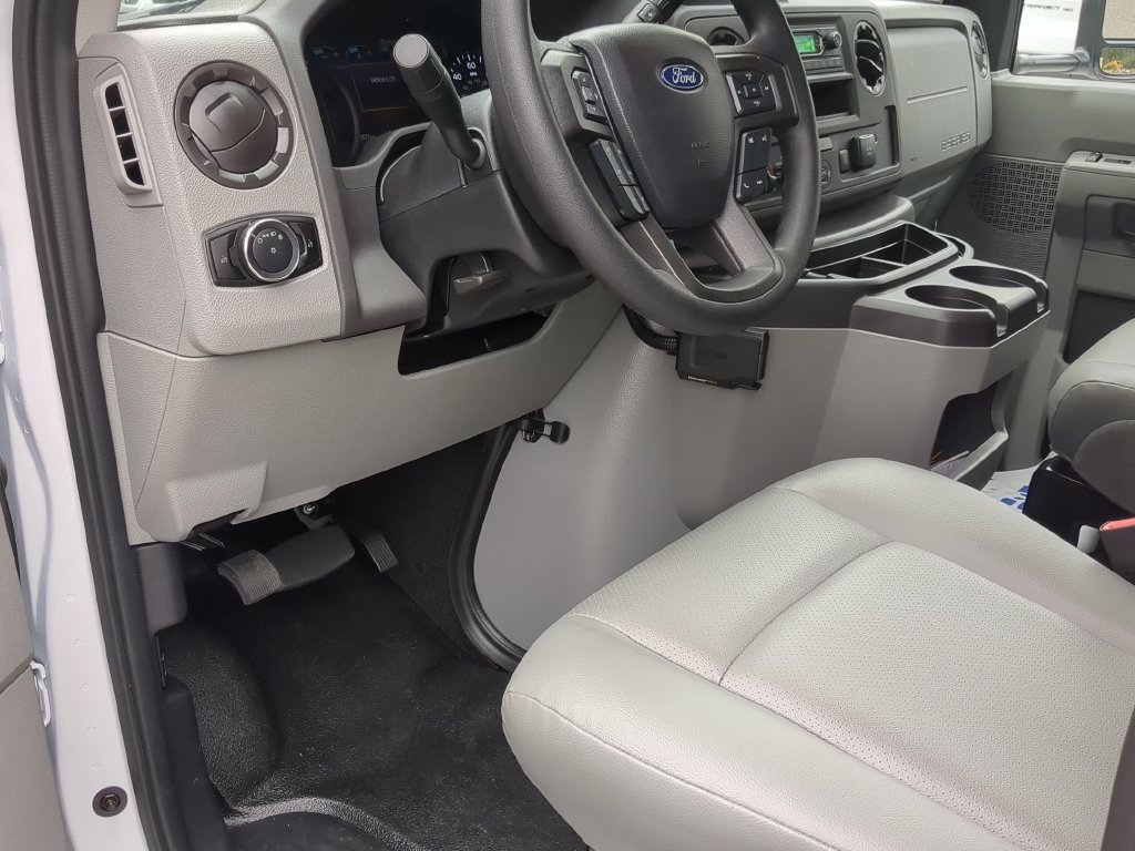 2027 Ford E-Series Cutaway Base - Photo 10