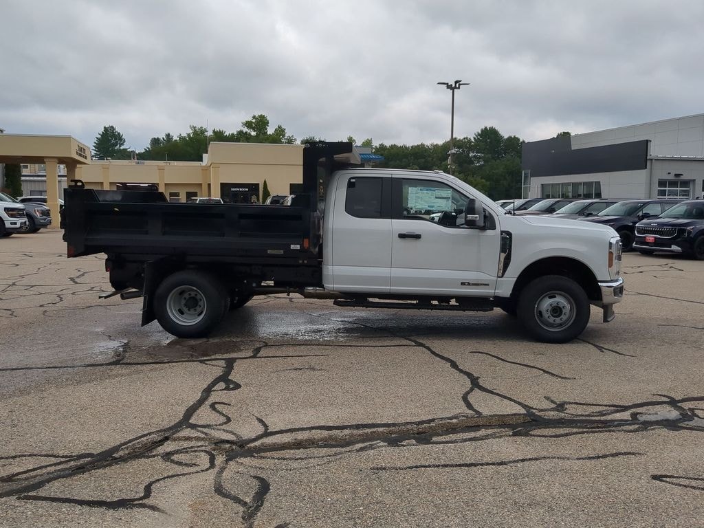 New 2026 Ford F-350SD XL Chassis