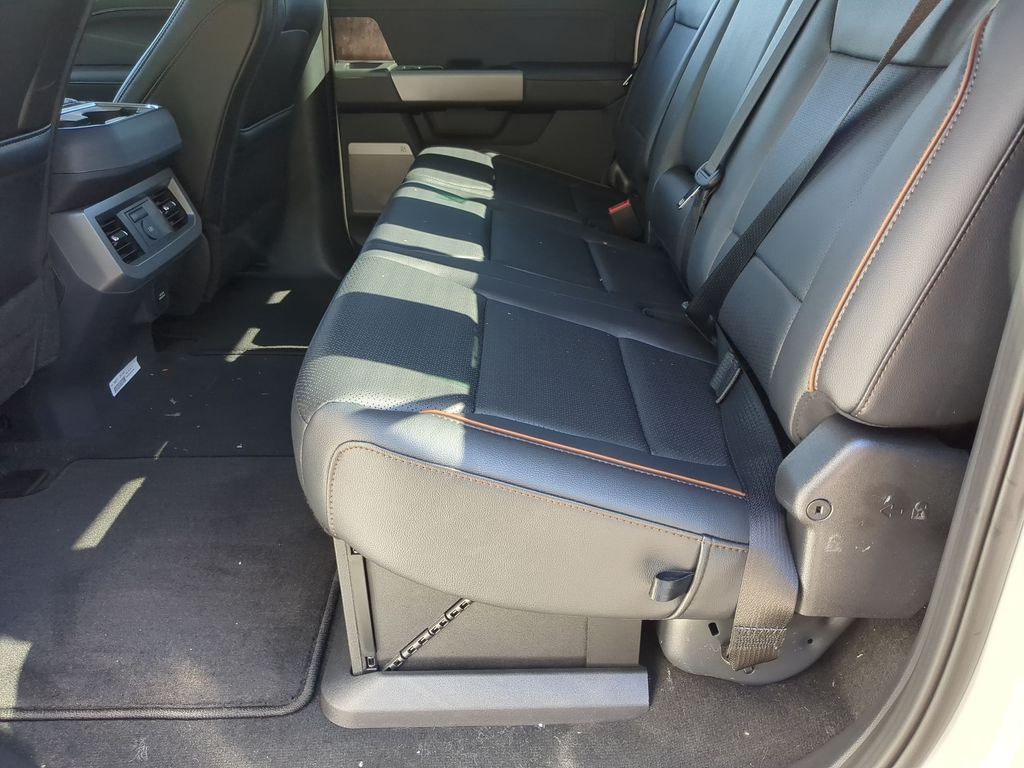2026 Ford F-350 Super Duty Lariat - Photo 20