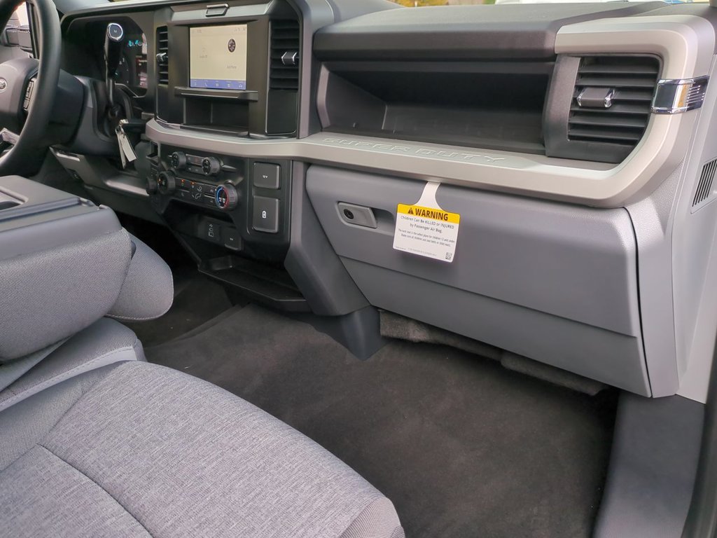 2026 Ford F-350 Super Duty XL - Photo 29