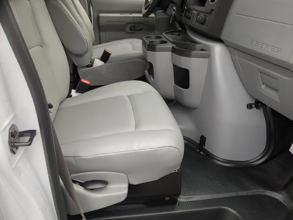 2027 Ford E-Series Cutaway Base - Photo 16