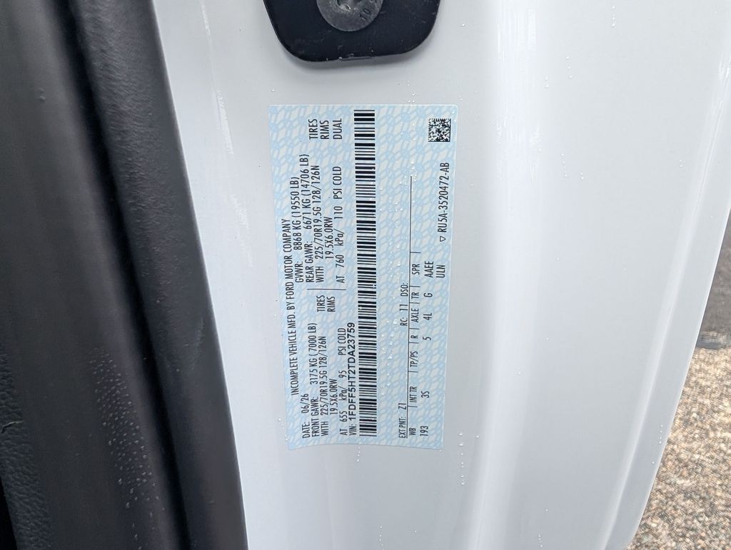 2026 Ford F-550 Super Duty Chassis Cab XLT - Photo 21