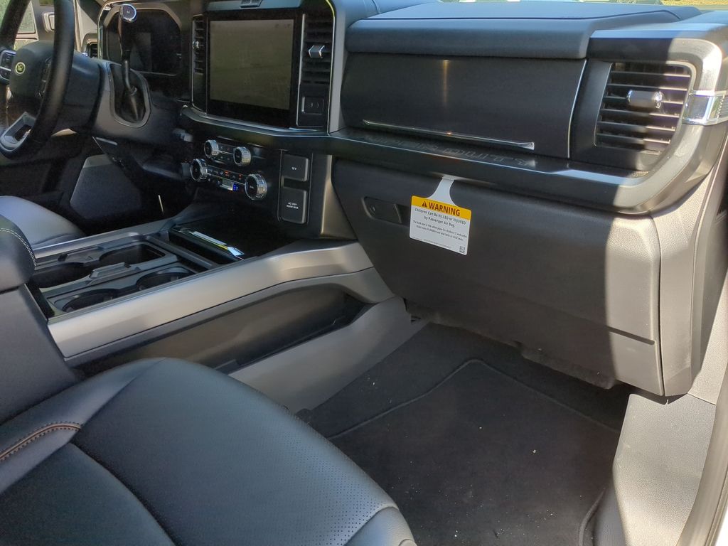 2026 Ford F-350 Super Duty Lariat - Photo 23