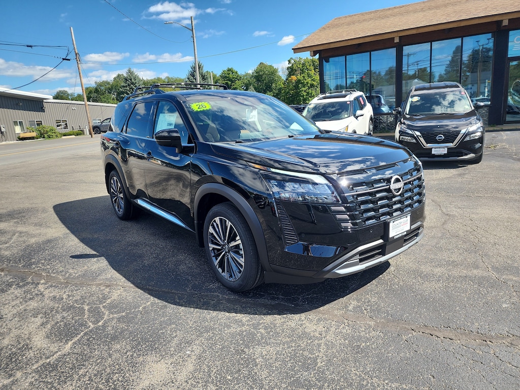 New 2026 Nissan Pathfinder Platinum SUV