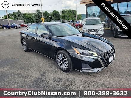 2023 Nissan Altima 2.5 SV Sedan