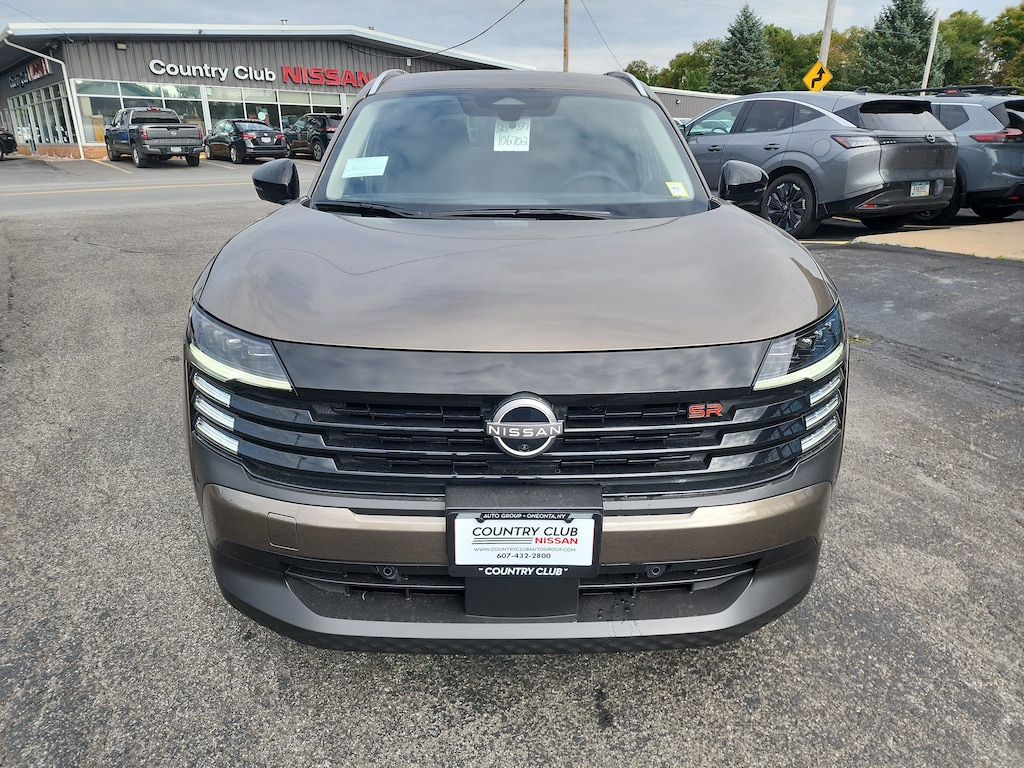 New 2027 Nissan Kicks SR SUV