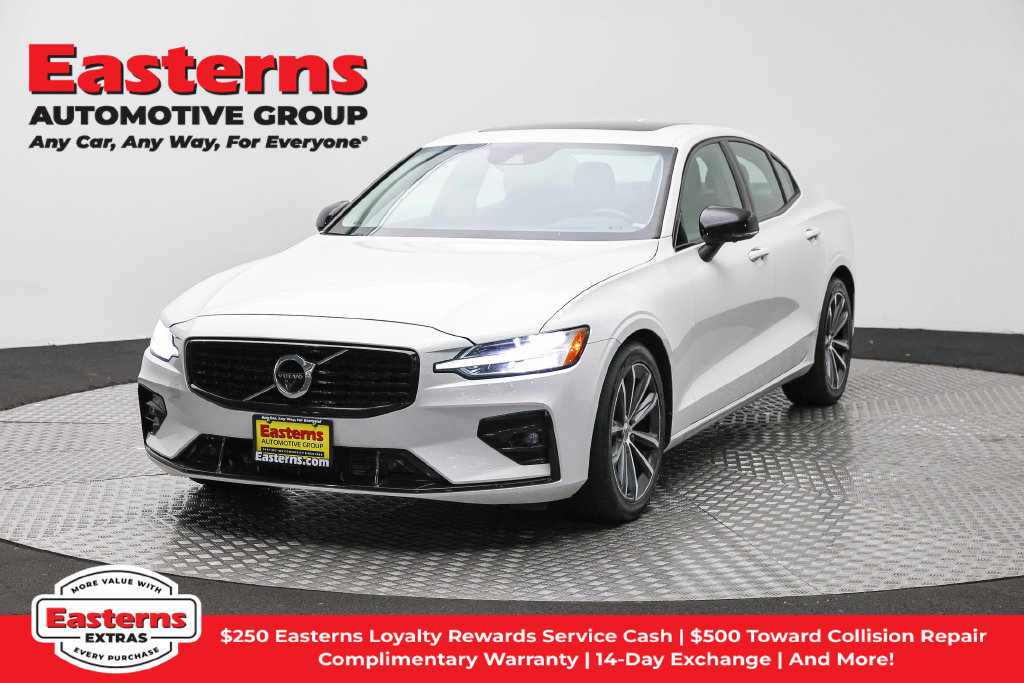 2022 Volvo S60