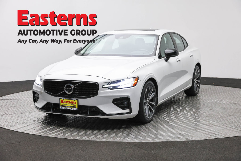 2022 Volvo S60