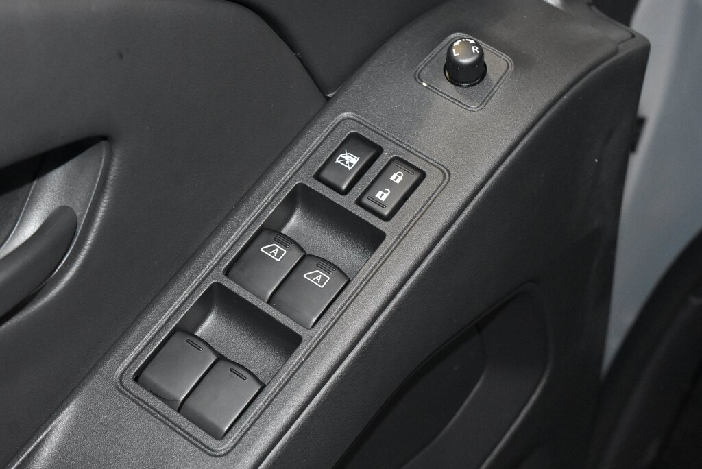 New 2026 Nissan Frontier SV Truck Crew Cab