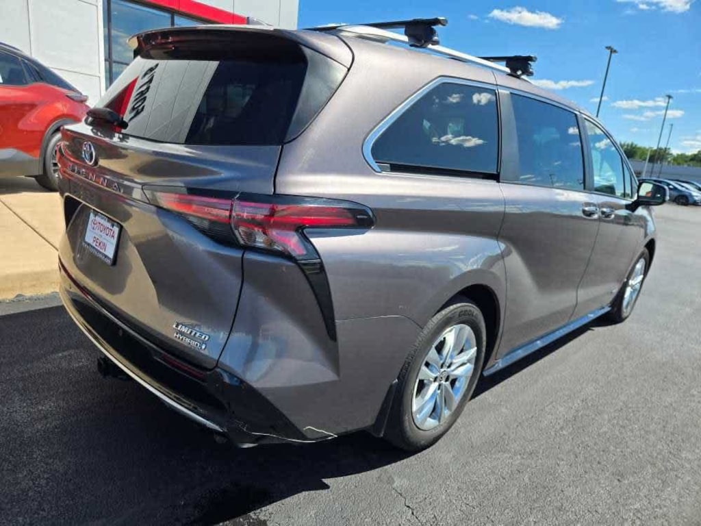 Certified 2021 Toyota Sienna Limited 7 Passenger Van