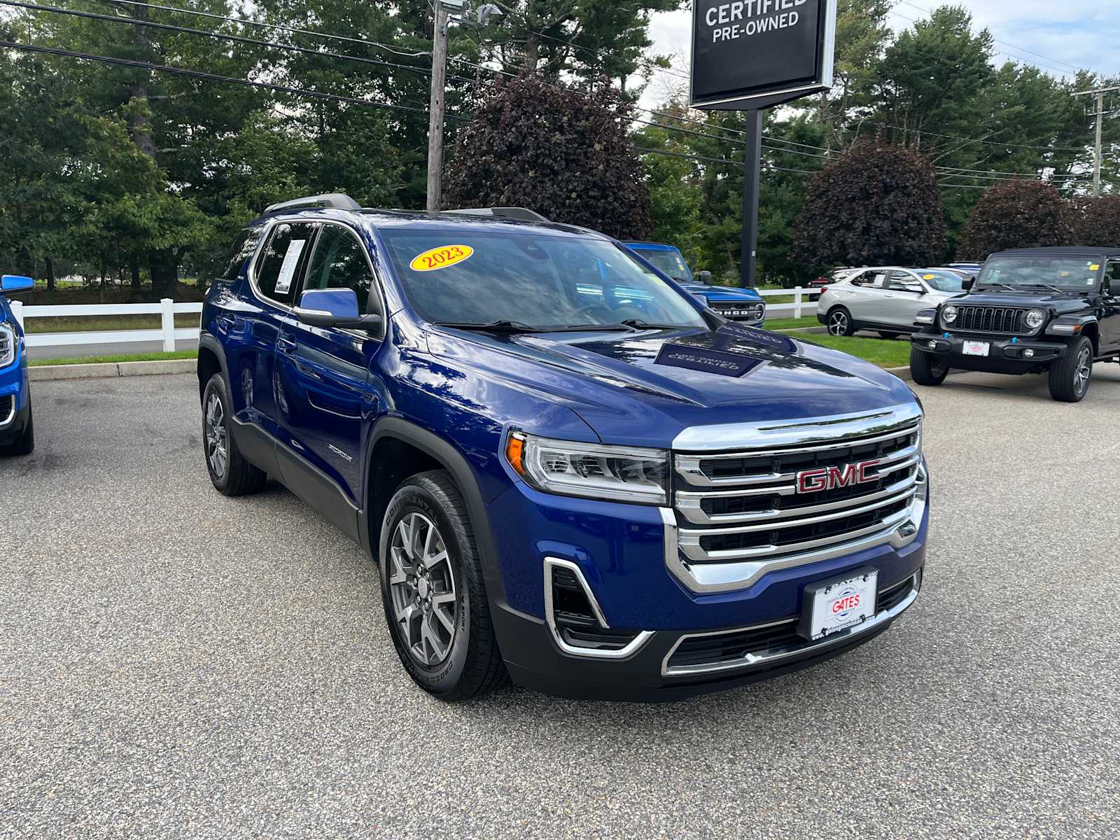 2023 GMC Acadia