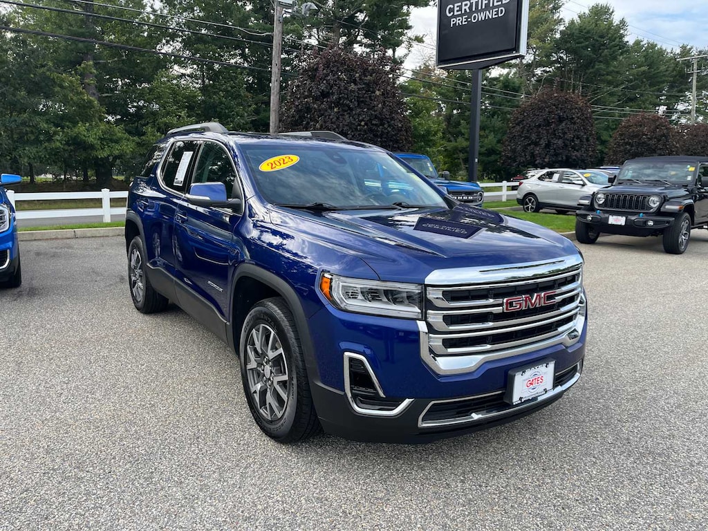 Used 2023 GMC Acadia SLE SUV