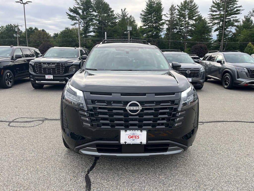 New 2026 Nissan Pathfinder SL SUV