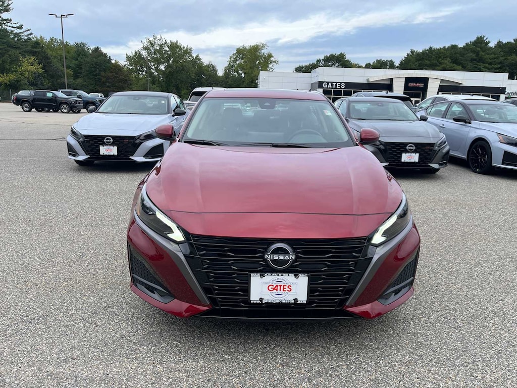 New 2026 Nissan Altima SV Sedan