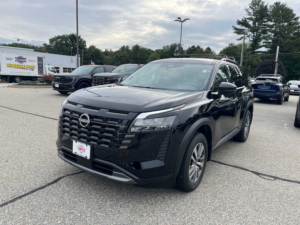 New 2026 Nissan Pathfinder SL SUV