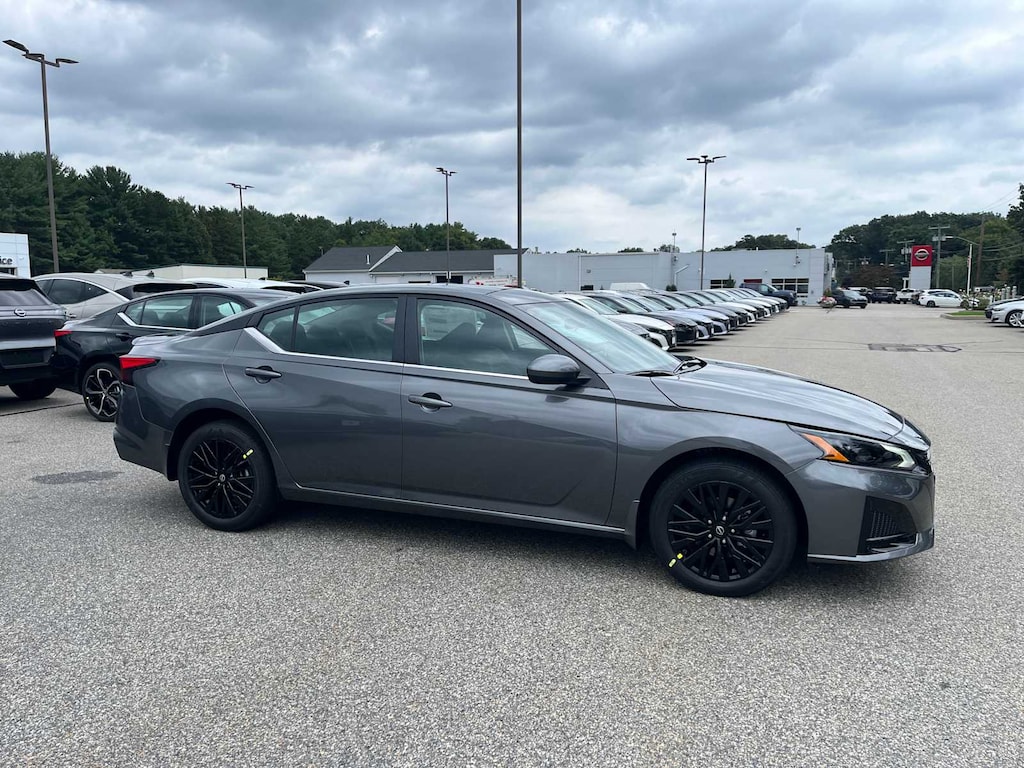 New 2026 Nissan Altima SV Sedan