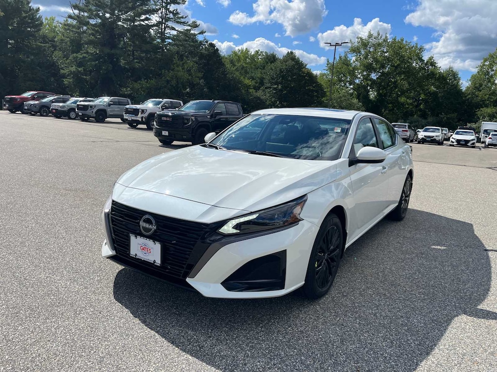 New 2026 Nissan Altima SV Sedan