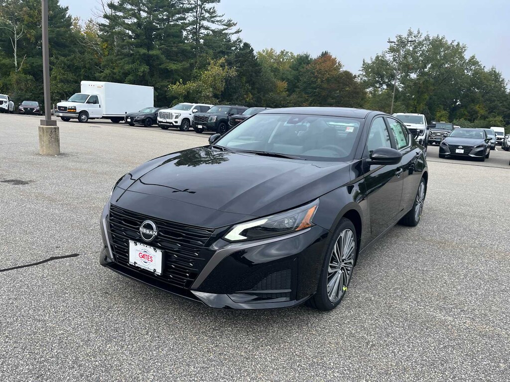 New 2026 Nissan Altima SV Sedan