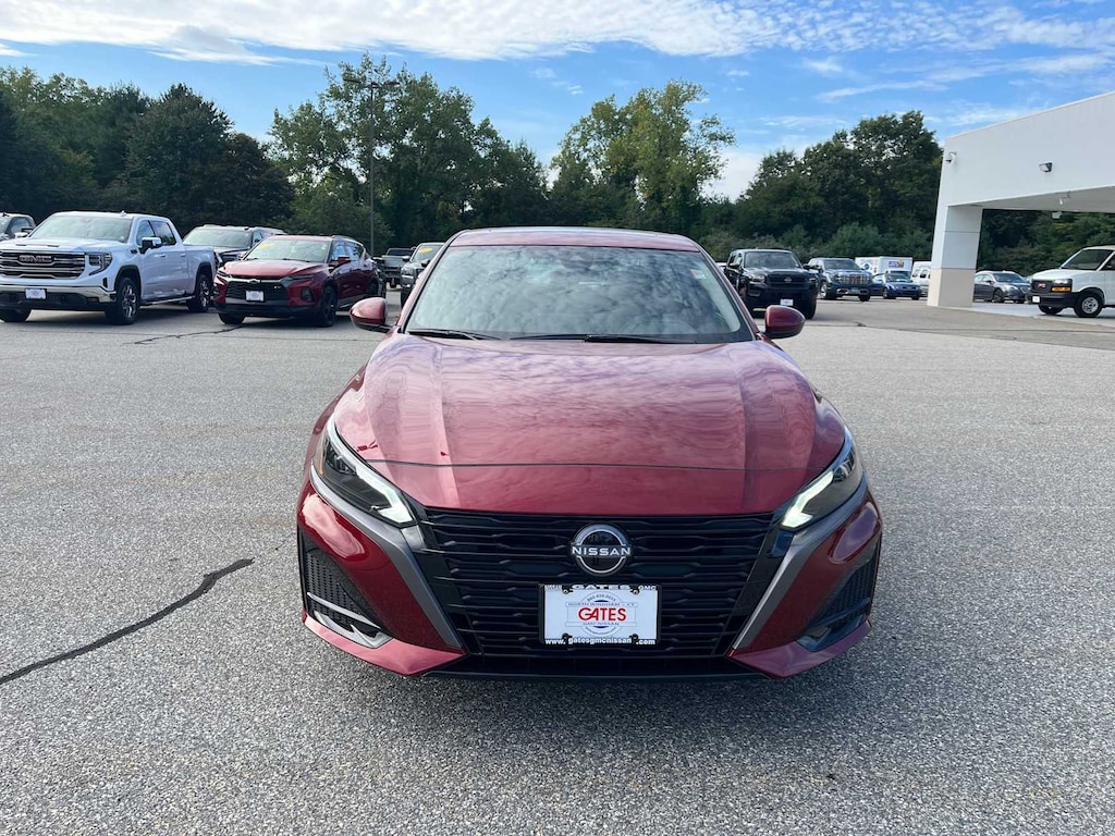 New 2026 Nissan Altima SV Sedan