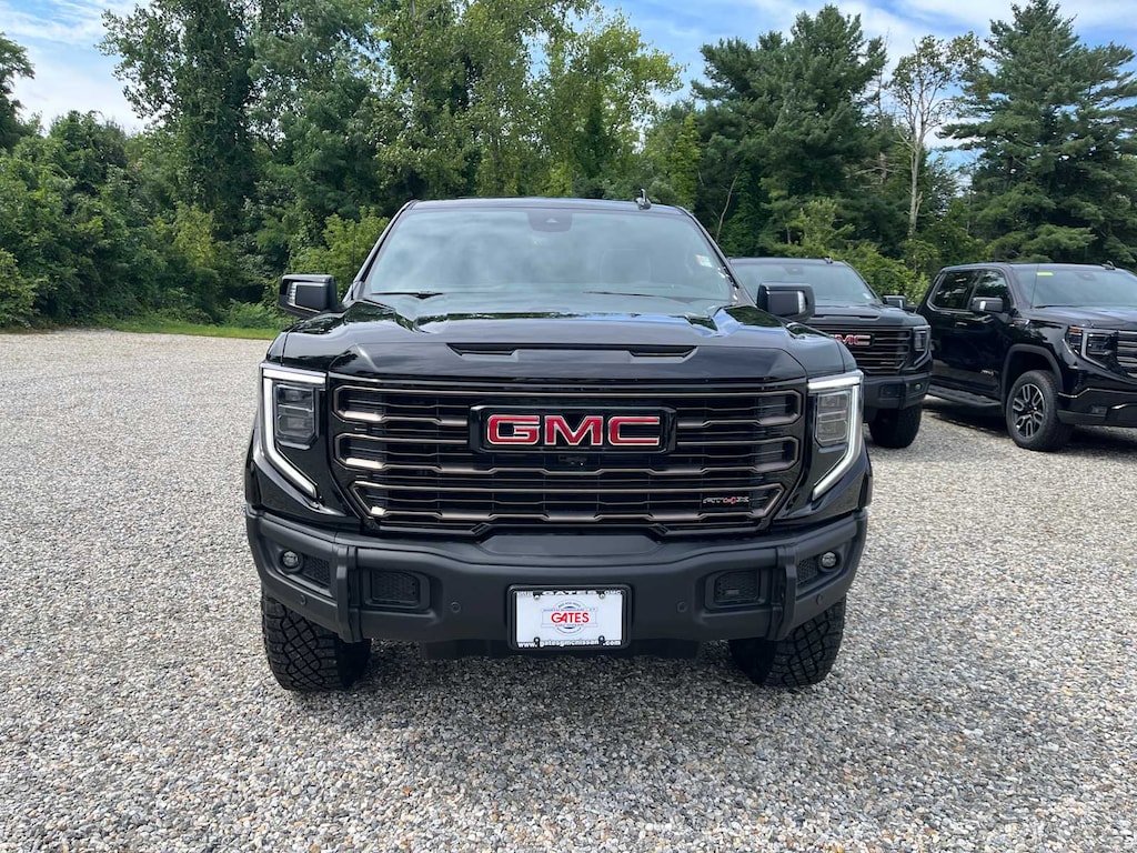 New 2026 GMC Sierra 1500 AT4X 4WD Crew Cab 147 Truck