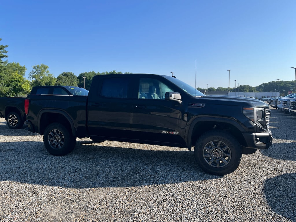 New 2026 GMC Sierra 1500 AT4X 4WD Crew Cab 147 Truck