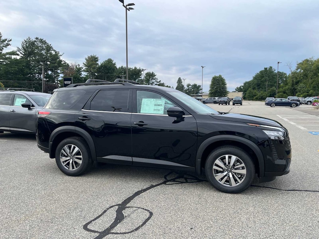 New 2026 Nissan Pathfinder SL SUV