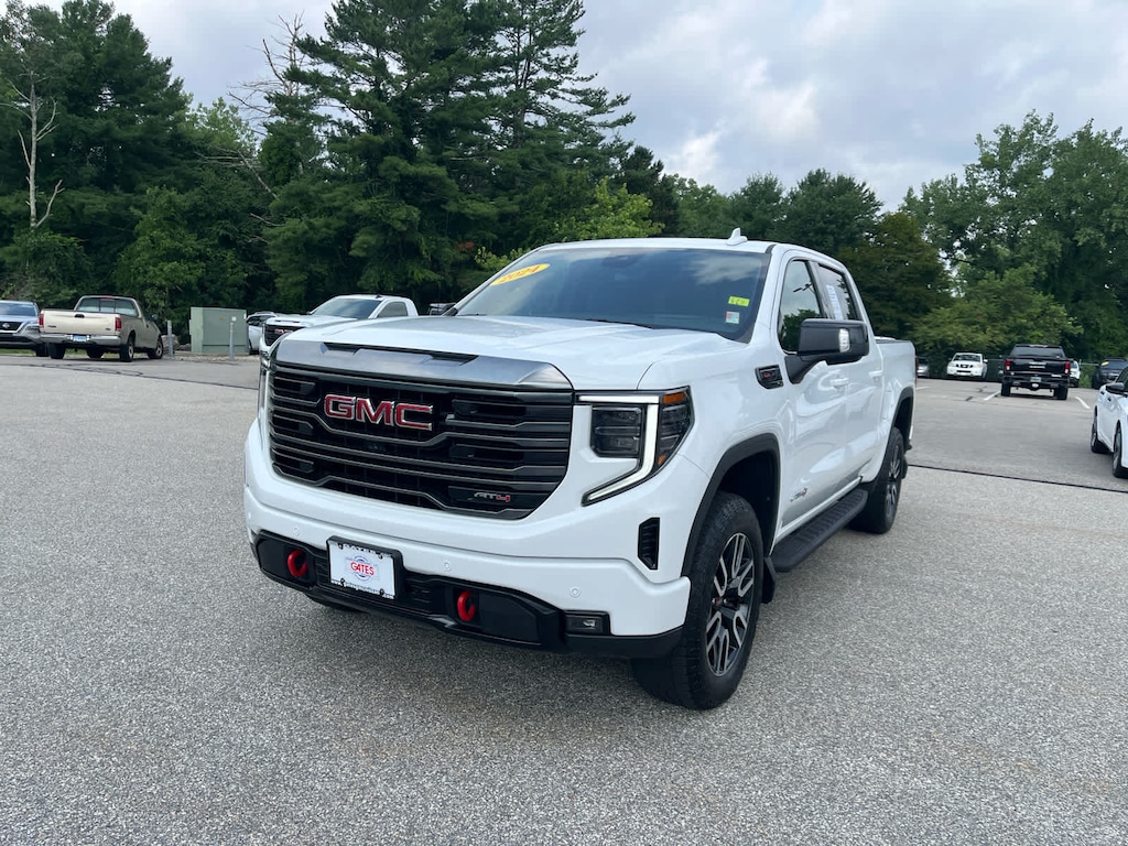 Used 2024 GMC Sierra 1500 AT4 4WD Crew Cab 147 Truck