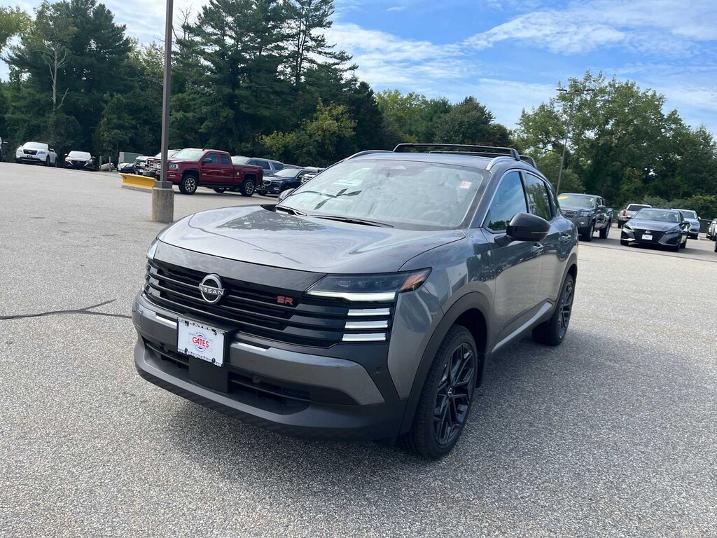 New 2027 Nissan Kicks SR SUV