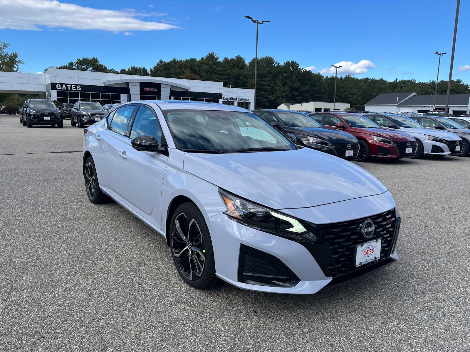 New 2026 Nissan Altima SR Sedan
