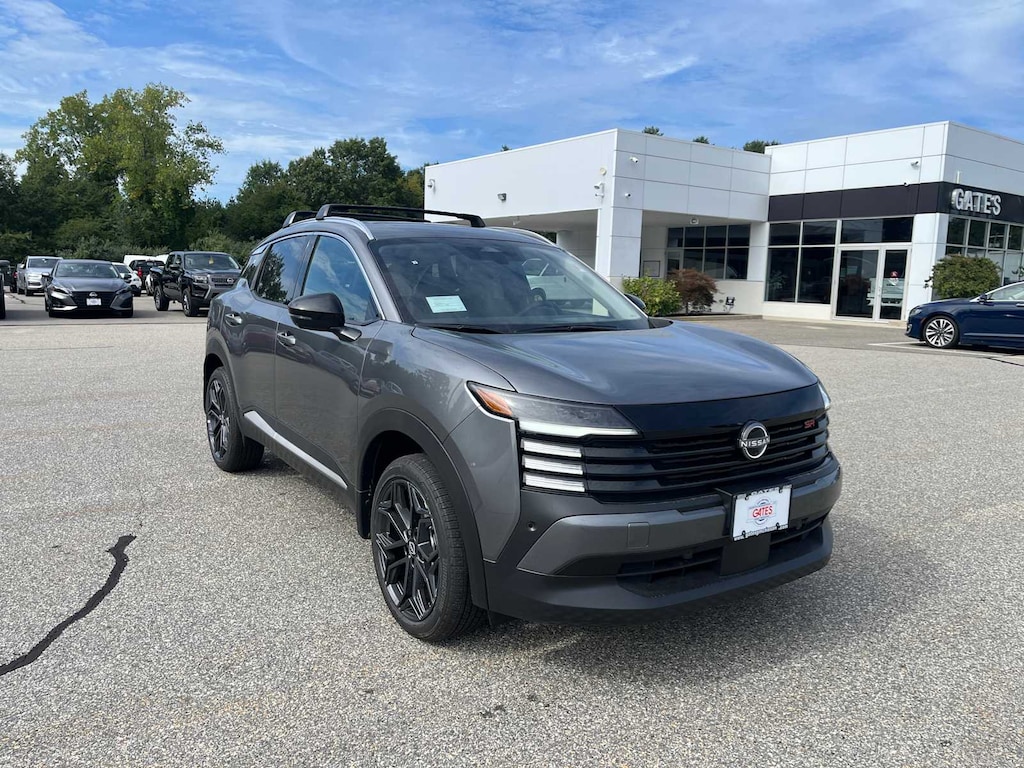 New 2027 Nissan Kicks SR SUV