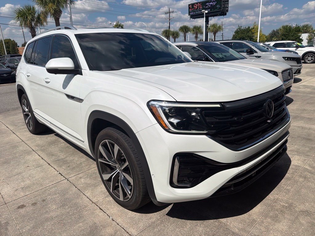 Used 2025 Volkswagen Atlas 2.0T SEL Premium R-Line SUV