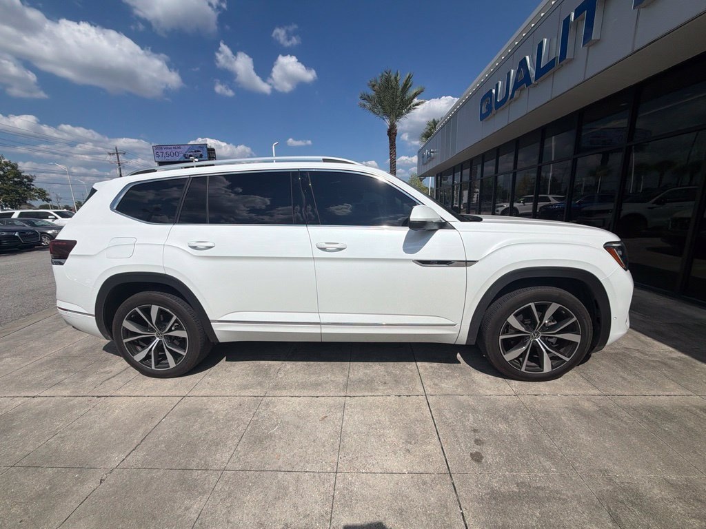 Used 2025 Volkswagen Atlas 2.0T SEL Premium R-Line SUV