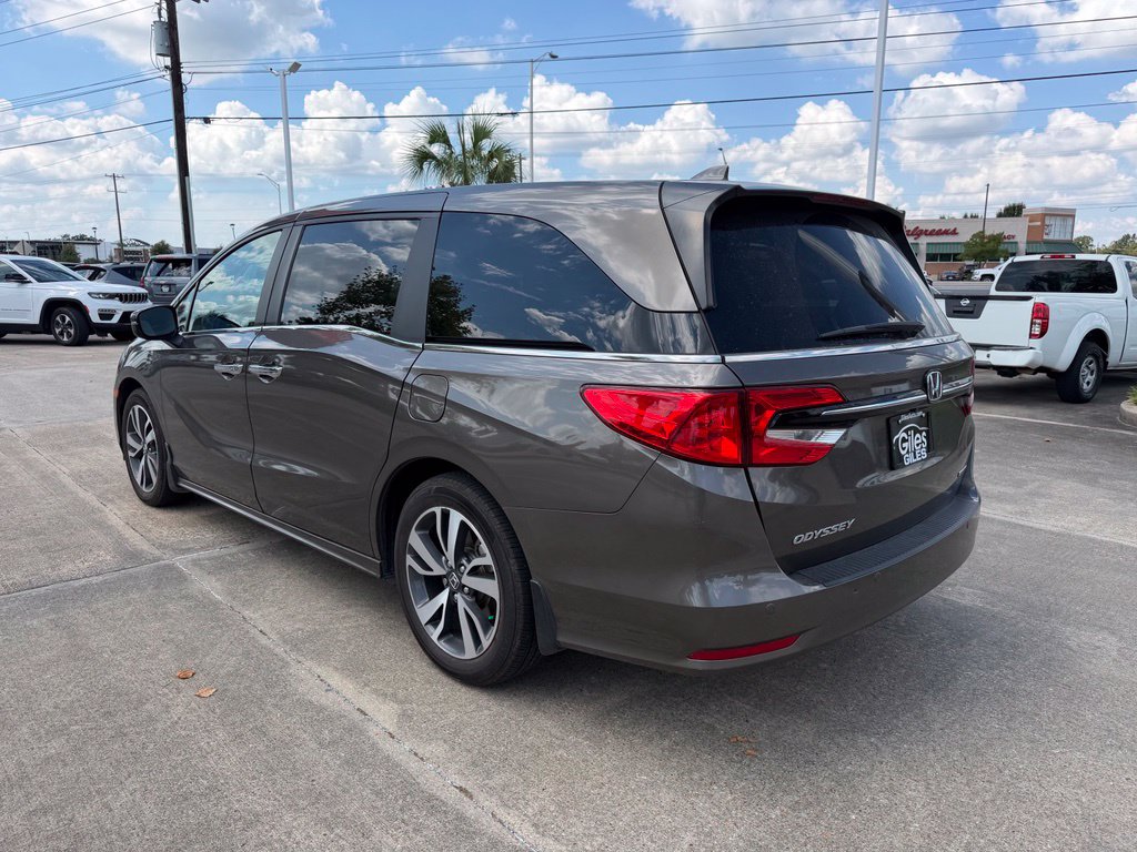 Used 2021 Honda Odyssey Touring Minivan/Van