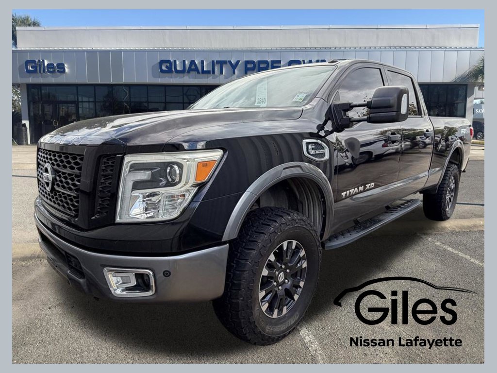  Nissan Titan XD