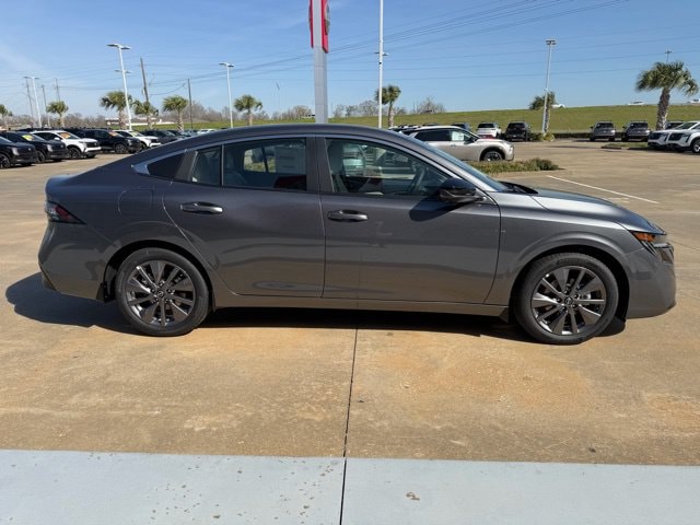 2026 Nissan Sentra SL - Photo 6