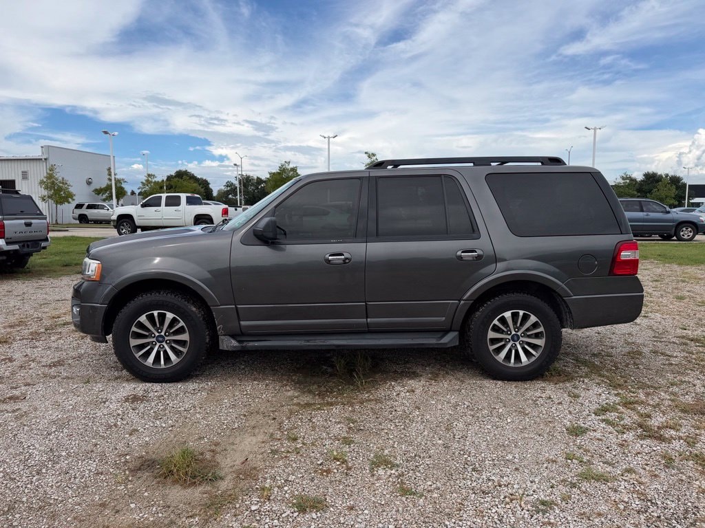 Used 2016 Ford Expedition XLT SUV
