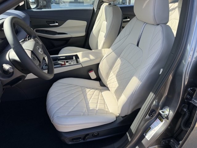 2026 Nissan Sentra SL - Photo 11