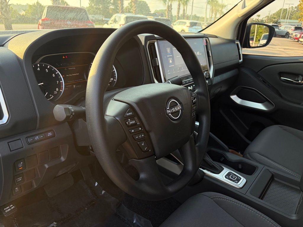 2026 Nissan Frontier SV - Photo 12
